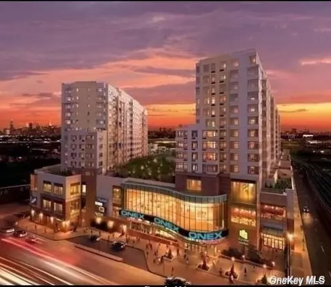40-22 College Point Blvd #PH2N, Flushing, NY 11354