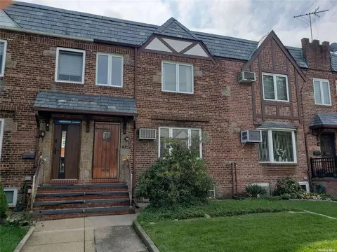 83-12 Doran Ave, Glendale, NY 11385