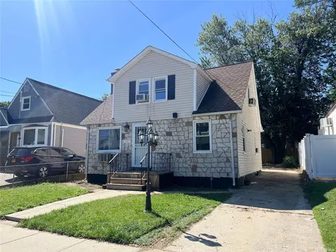 36 Butler Blvd, Elmont, NY 11003