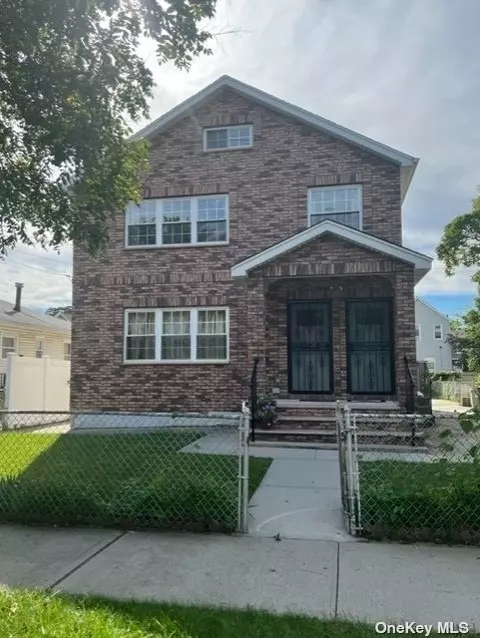 97-20 222nd St, Queens Village, NY 11429