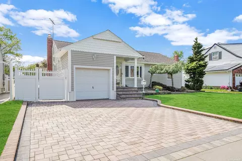 758 Blackstone Ave, East Meadow, NY 11554