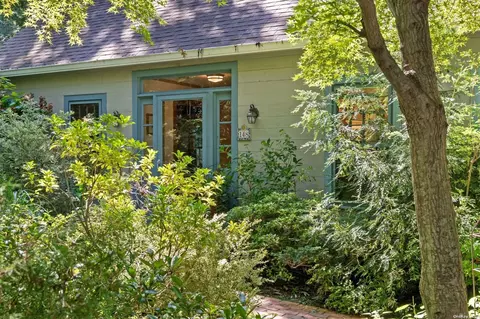 148 Suffolk St, Sag Harbor, NY 11963