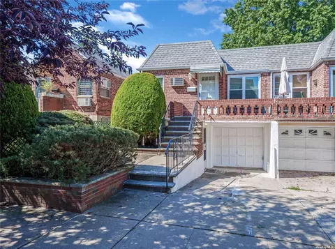 43-42 194th St, Flushing, NY 11358