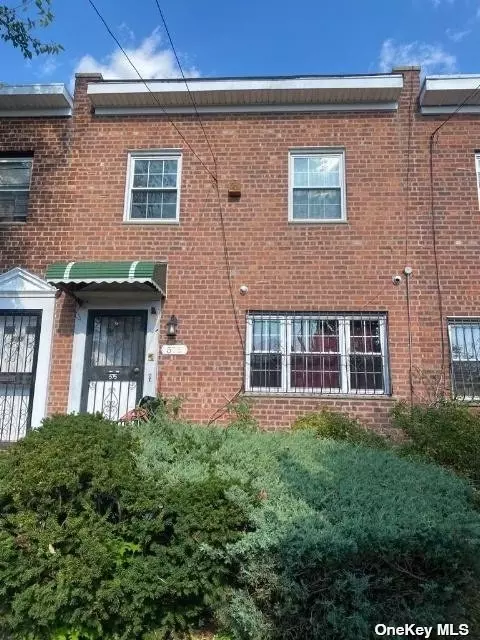 575 Lincoln Ave, Brooklyn, NY 11208