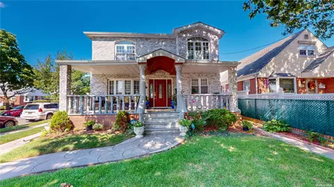 257-03 80th Ave, Glen Oaks, NY 11004