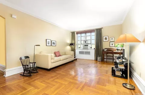 140 Eighth Ave #6C, Brooklyn, NY 11215