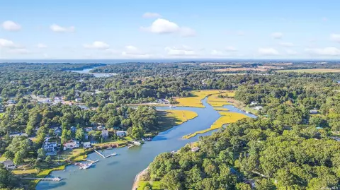 1815 Marlene Ln, Mattituck, NY 11952