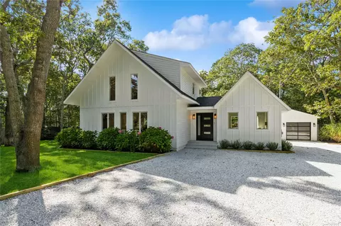 2 Deerfeed Path, East Quogue, NY 11942
