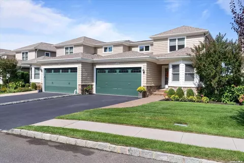 16 Theresa Ln #16, Port Jefferson, NY 11777