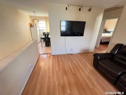 220-23 73 Ave #2, Bayside, NY 11364