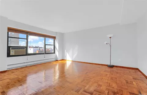 21-80 33rd Rd #9C, Astoria, NY 11106