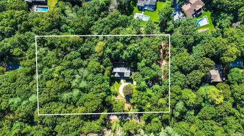 16 Bull Run, East Hampton, NY 11937