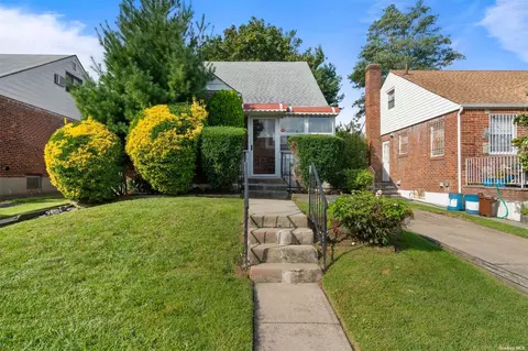 50-20 192nd St, Flushing, NY 11365