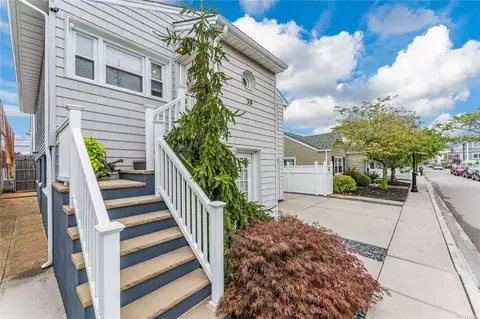 39 Forester St, Long Beach, NY 11561