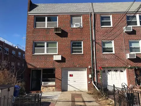 30-94 50th St, Woodside, NY 11377