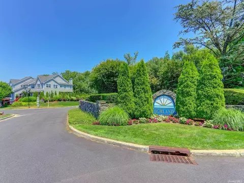 229 Windward Ct N #-, Port Jefferson, NY 11777