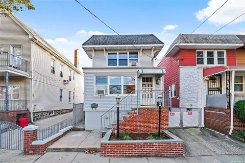 73-16 53rd Rd, Maspeth, NY 11378