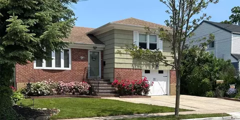 199 Central Ave, Lynbrook, NY 11563