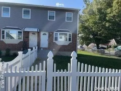200-02 120th Ave, Jamaica, NY 11412
