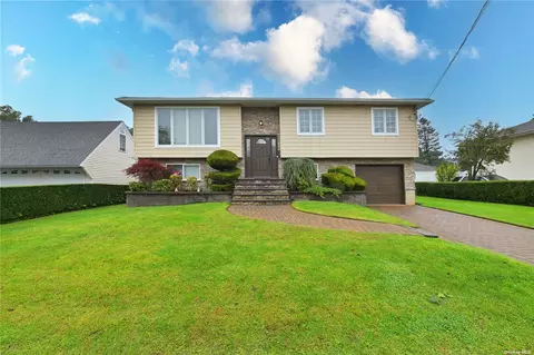 73 Michigan Ave, Massapequa, NY 11758