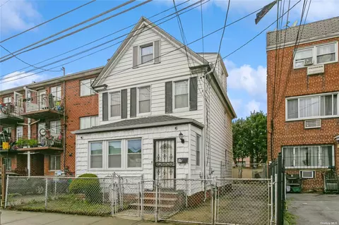 108-41 44th Ave, Corona, NY 11368