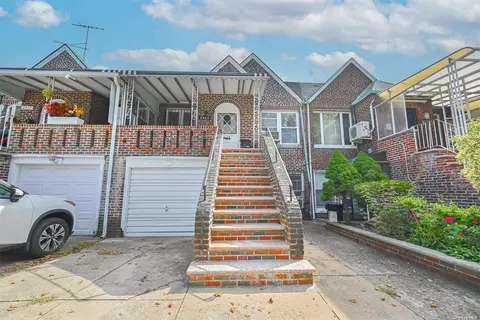 2463 E 26th St, Brooklyn, NY 11235