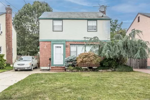 523 Bedell Ter, West Hempstead, NY 11552