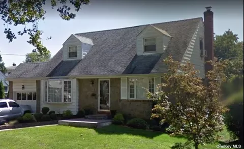 Undisclosed, Westbury, NY 11590