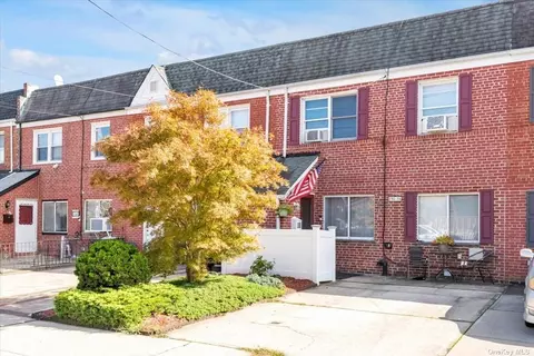 196-56 48th Ave, Flushing, NY 11365