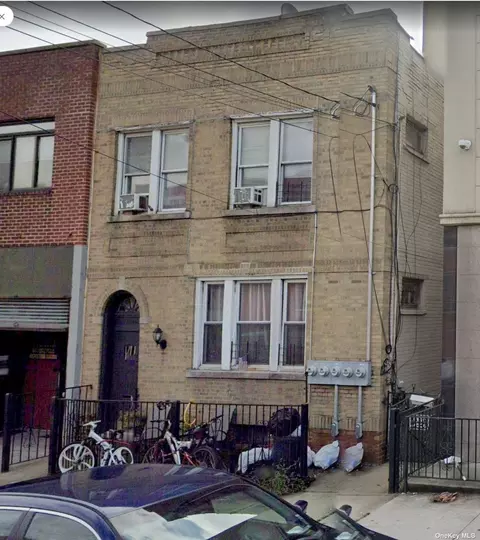 23-75 48th St, Astoria, NY 11103