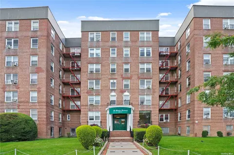 143-25 84th Dr #1H, Briarwood, NY 11435