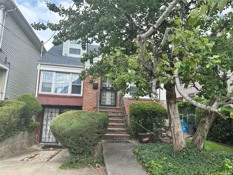 105-11 29th Ave, Corona, NY 11368