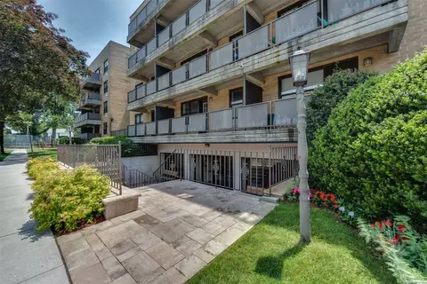 101 Jackson Ave #4G, Mineola, NY 11501