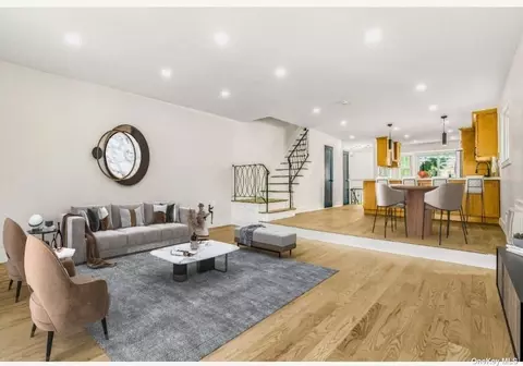 2415 E 70th St, Brooklyn, NY 11234