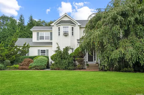 22 Old Orchard Way, Miller Place, NY 11764