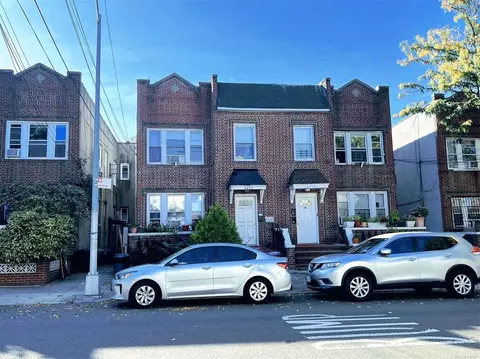 43-12 56th St, Woodside, NY 11377