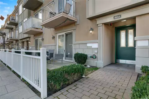 102-14 Rockaway Beach Blvd #1A, Rockaway Park, NY 11694