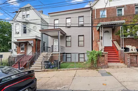 55 Poplar St, Yonkers, NY 10701