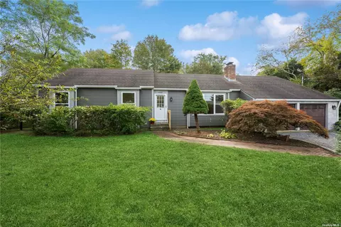 18600 Main Rd, Mattituck, NY 11952