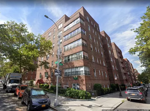 63-60 102nd St #A1, Rego Park, NY 11374