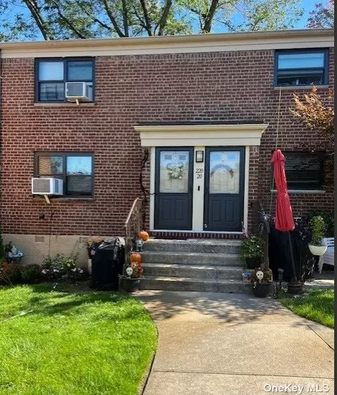 220-20 75th Ave #1, Bayside, NY 11364
