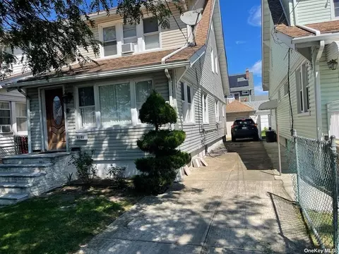 91-03 210th St, Queens Village, NY 11428