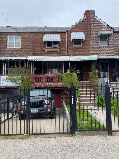 1169 White Plains Rd, Bronx, NY 10472