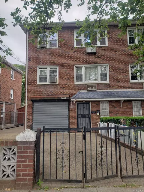555 Eldert Ln, Brooklyn, NY 11208