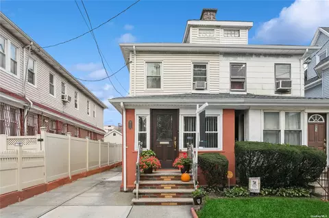 971 E 40th St, Brooklyn, NY 11210