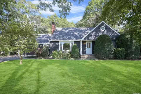 109 Southaven Ave, Medford, NY 11763