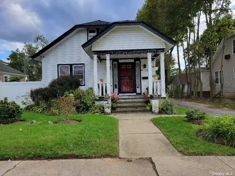 136 E Clinton Ave, Roosevelt, NY 11575