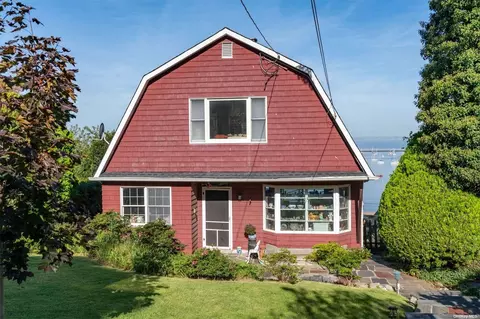 14 Foster Pl, Sea Cliff, NY 11579
