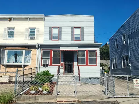 66-49 Jay Ave, Maspeth, NY 11378