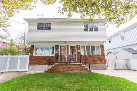 72 Zoe St, Staten Island, NY 10305
